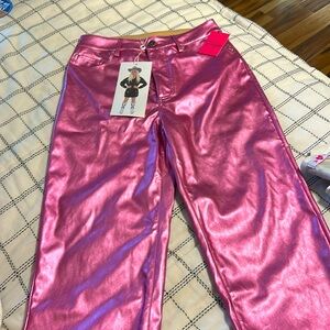 PINK LEATHER PANTS !!